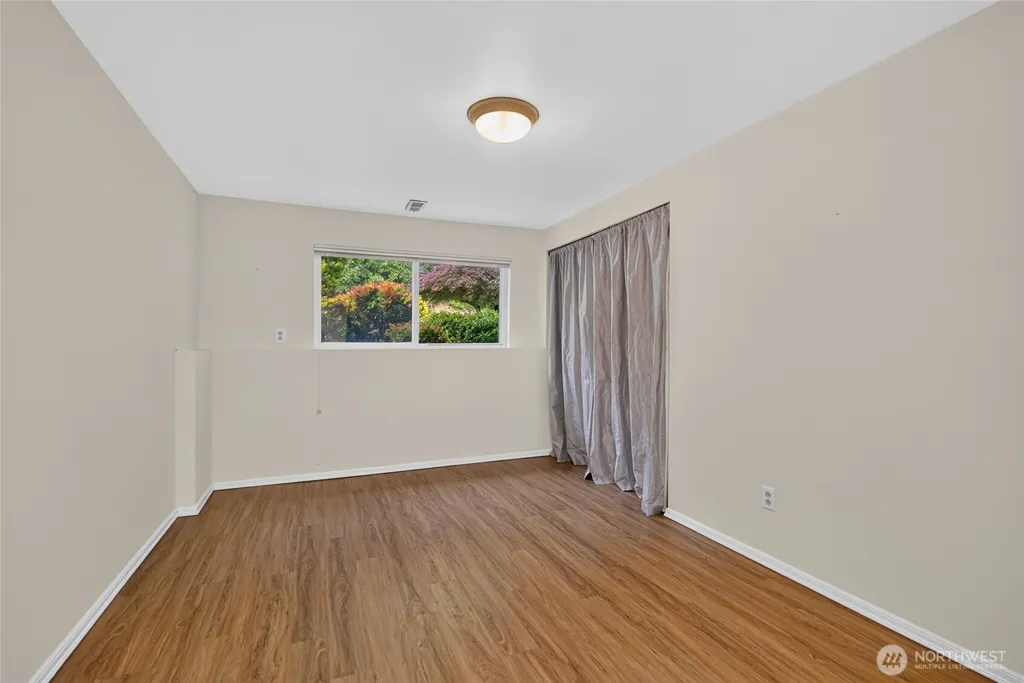 509 NW 178th Place Shoreline WA 98177