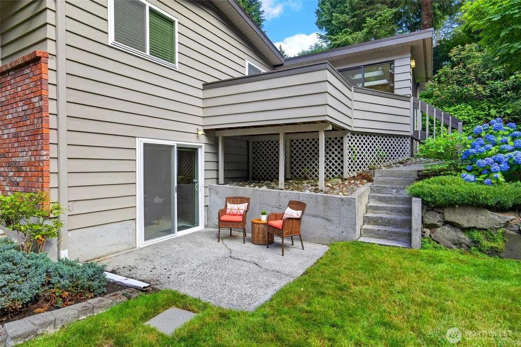 509 NW 178th Place Shoreline WA 98177