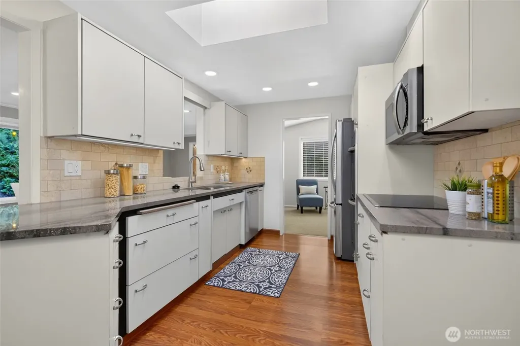 509 NW 178th Place Shoreline WA 98177