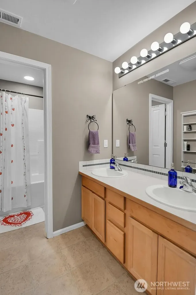 2412 84th Avenue NE Lake Stevens WA 98258