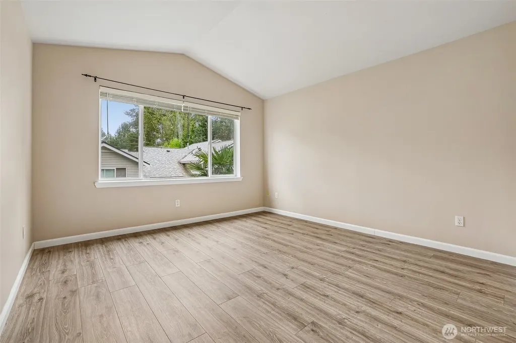 19107 110th Place SE Renton WA 98055