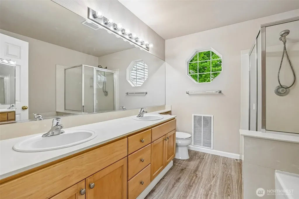 19107 110th Place SE Renton WA 98055