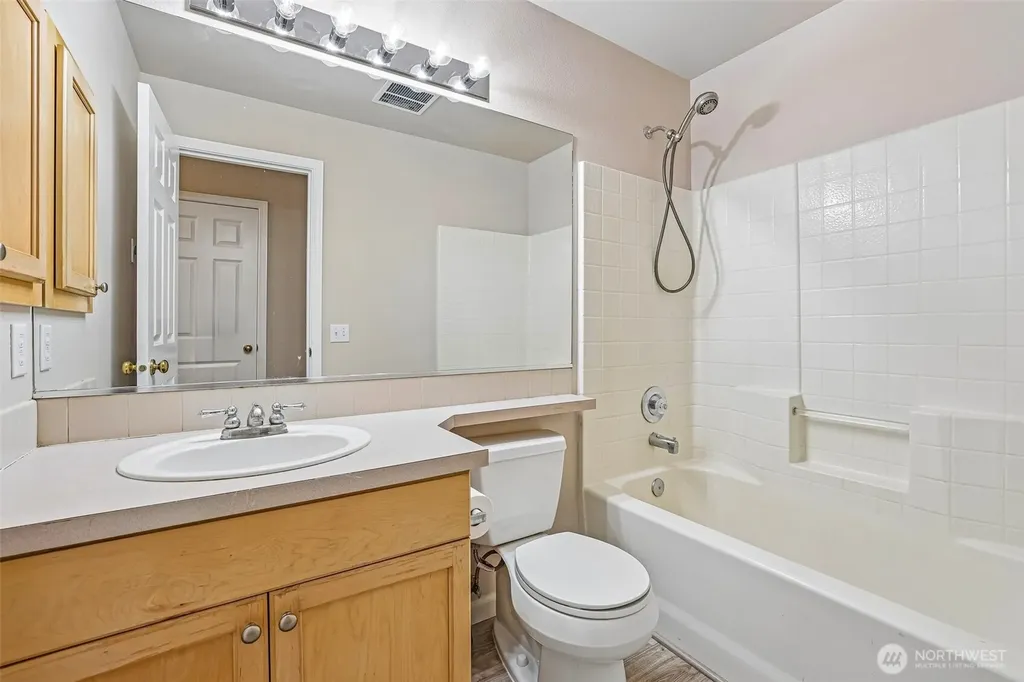 19107 110th Place SE Renton WA 98055