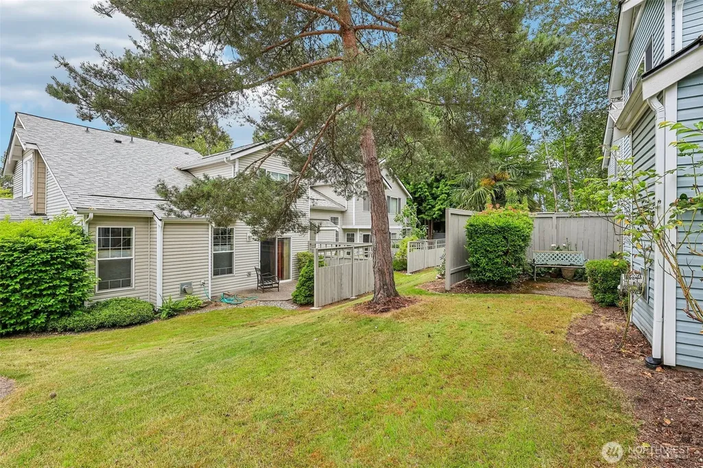 19107 110th Place SE Renton WA 98055