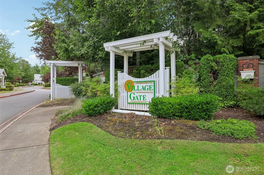 19107 110th Place SE Renton WA 98055