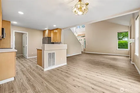 19107 110th Place SE Renton WA 98055