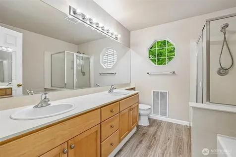 19107 110th Place SE Renton WA 98055