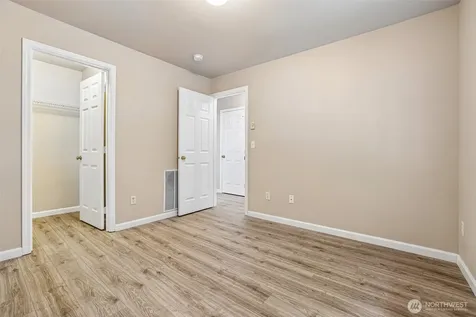 19107 110th Place SE Renton WA 98055