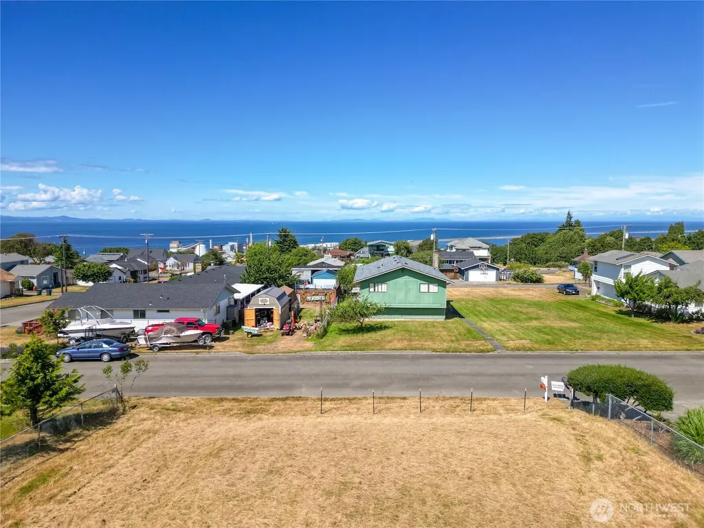 1632 W 6th Street Port Angeles WA 98362