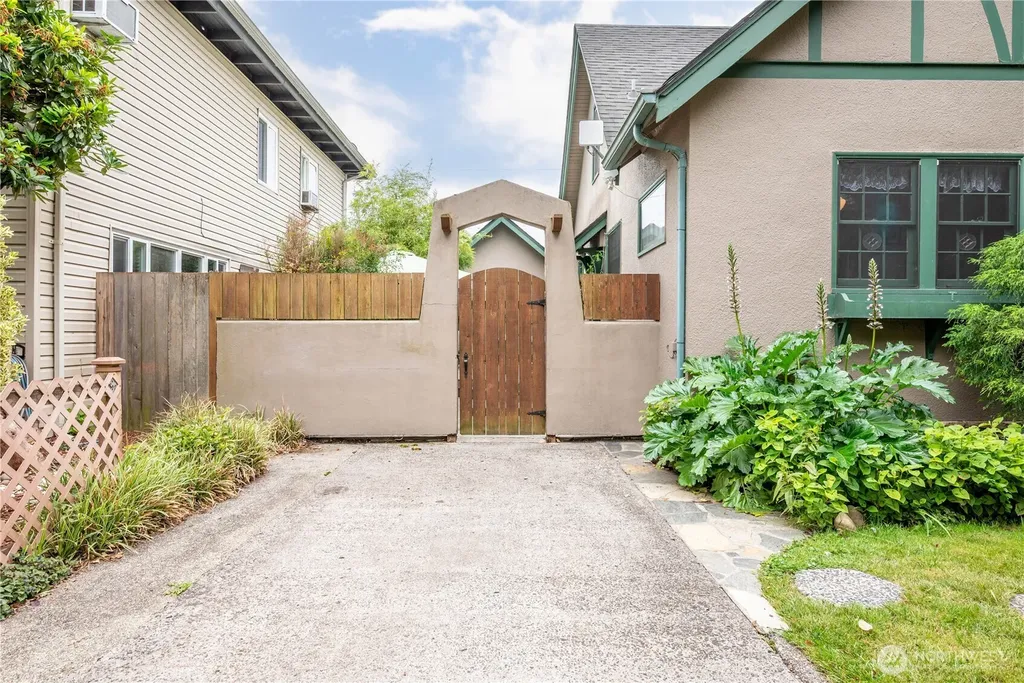 2733 Fir Street Longview WA 98632