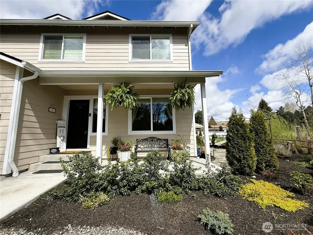 10705 36th Street E Edgewood WA 98372