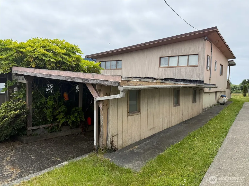 30 Second Street S Pacific Beach WA 98571