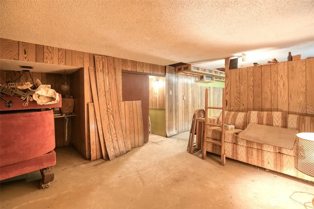 30 Second Street S Pacific Beach WA 98571