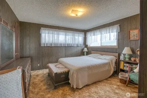 30 Second Street S Pacific Beach WA 98571