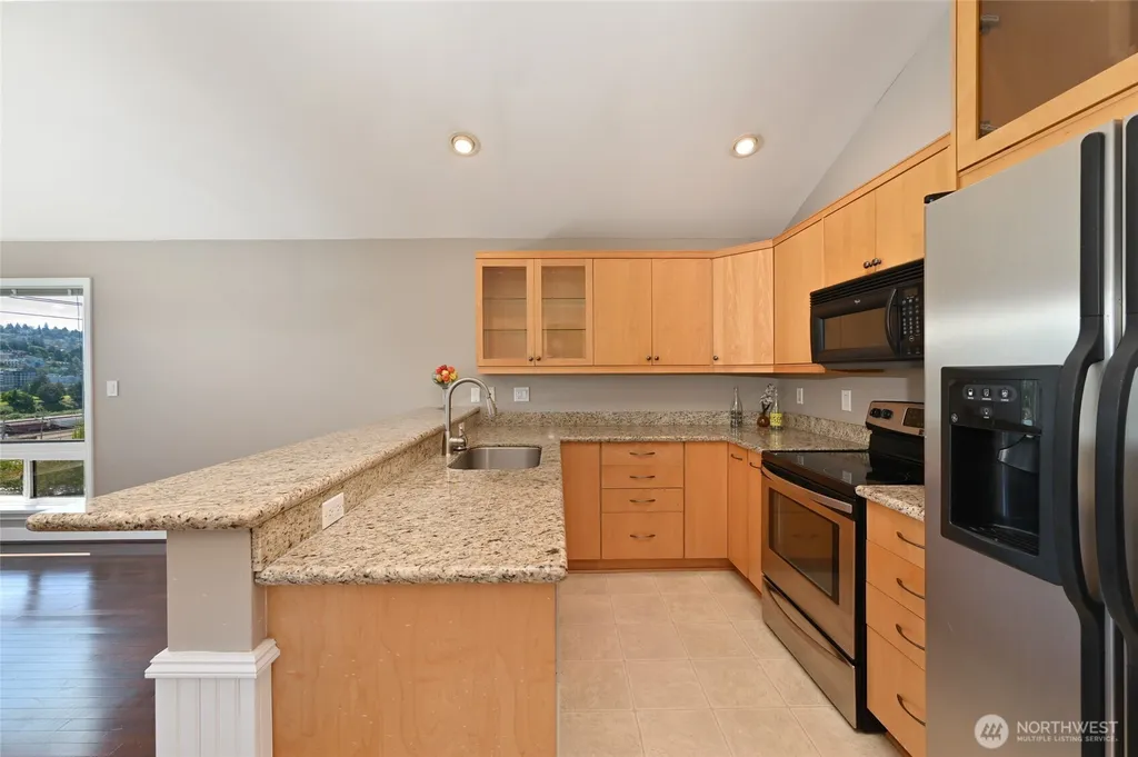 2636 22nd Avenue W Seattle WA 98199