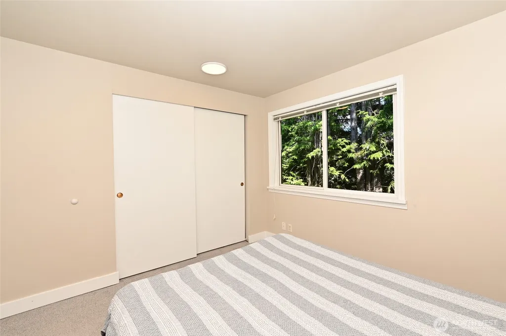 2636 22nd Avenue W Seattle WA 98199