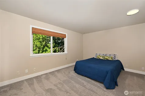 2636 22nd Avenue W Seattle WA 98199