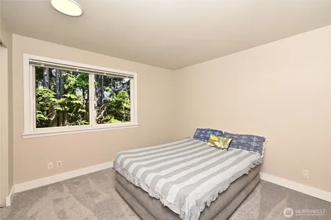 2636 22nd Avenue W Seattle WA 98199