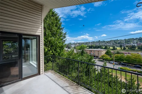 2636 22nd Avenue W Seattle WA 98199