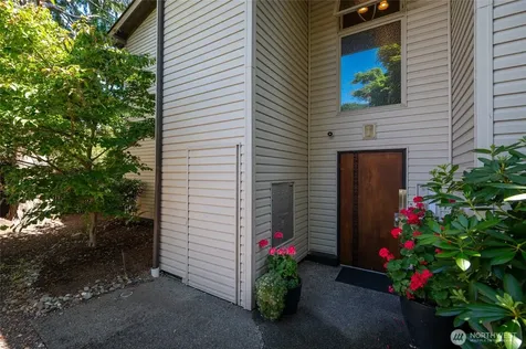 2636 22nd Avenue W Seattle WA 98199