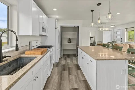 308 W 1st Avenue Kittitas WA 98934