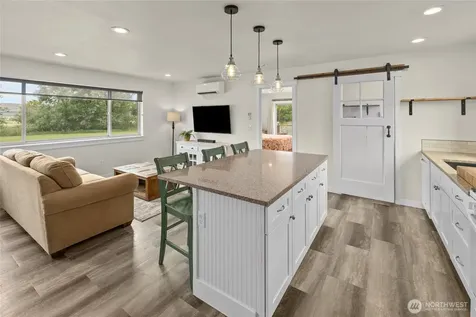 308 W 1st Avenue Kittitas WA 98934