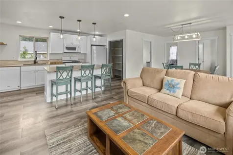 308 W 1st Avenue Kittitas WA 98934
