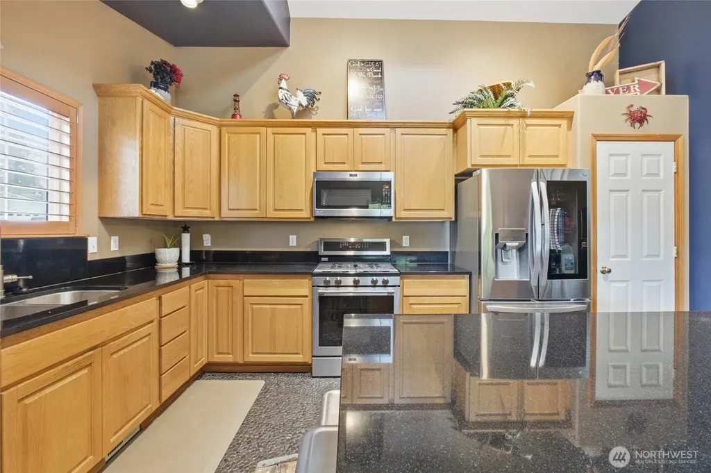 8013 283rd Street NW Stanwood WA 98292