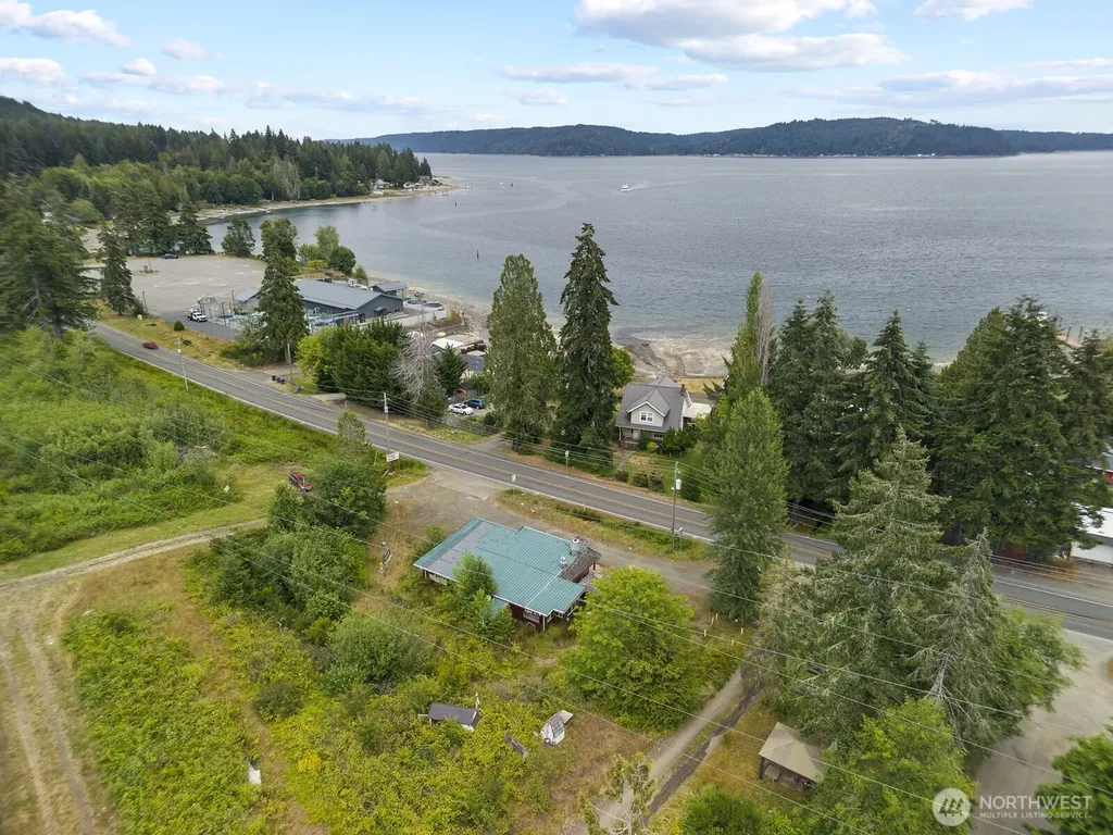 21391 N Us Highway 101 Shelton WA 98584