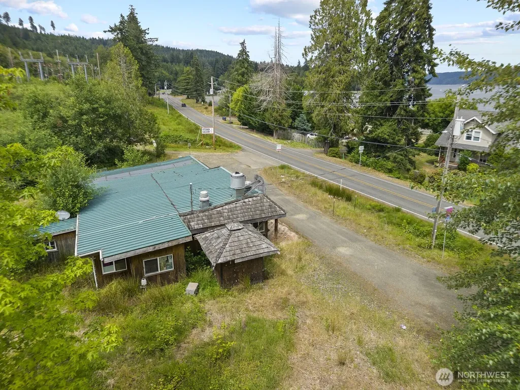 21391 N Us Highway 101 Shelton WA 98584