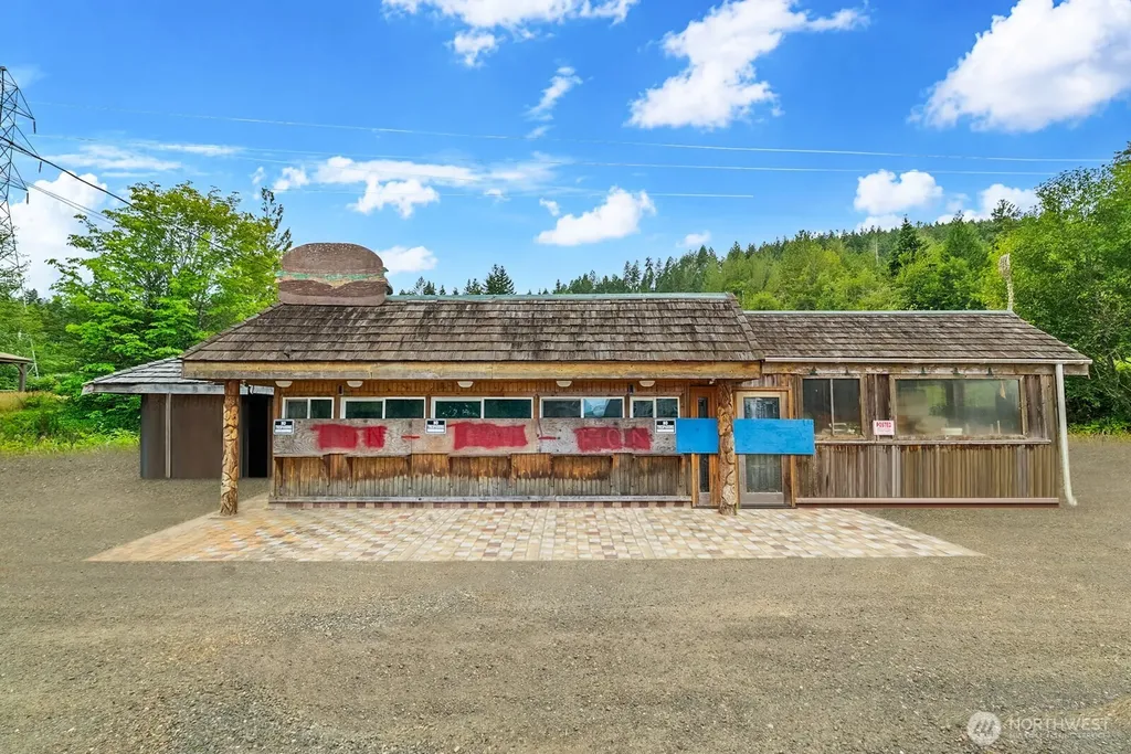 21391 N Us Highway 101 Shelton WA 98584