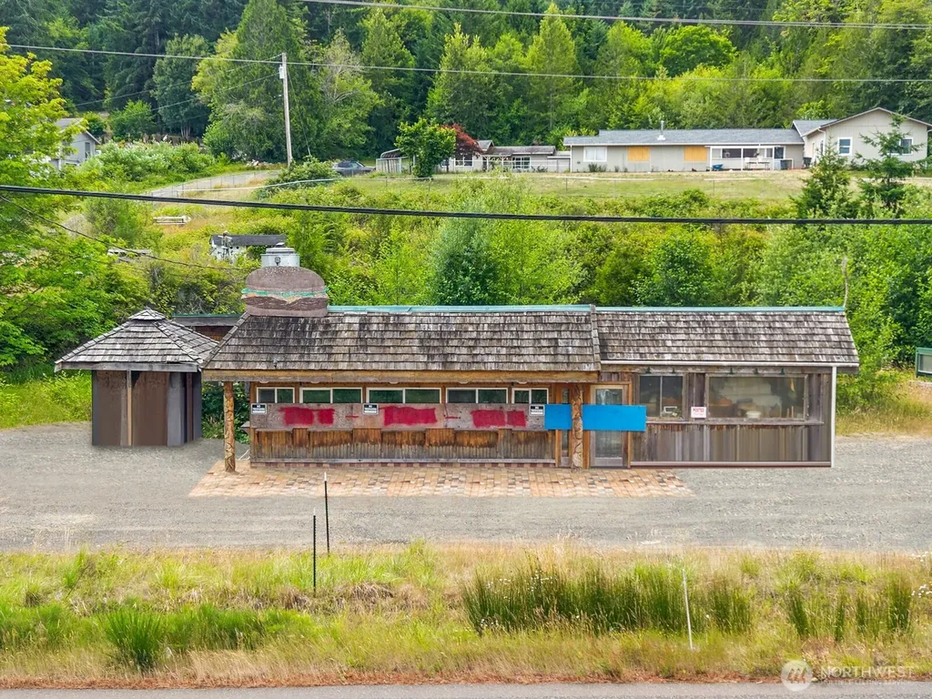 21391 N Us Highway 101 Shelton WA 98584