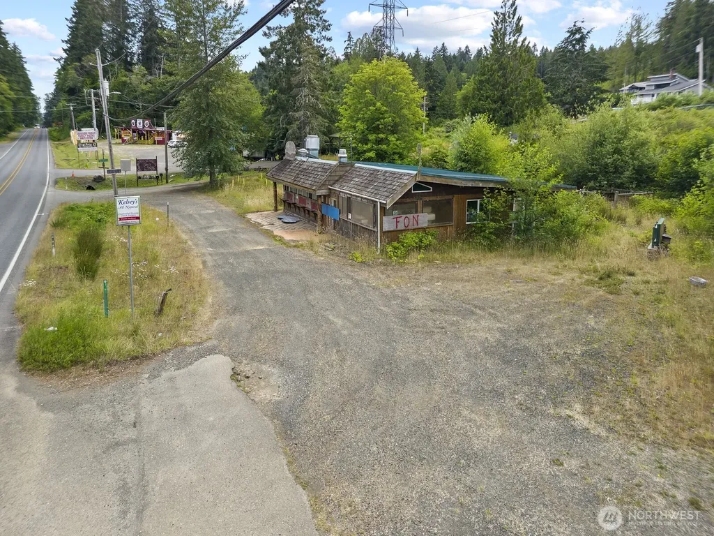 21391 N Us Highway 101 Shelton WA 98584