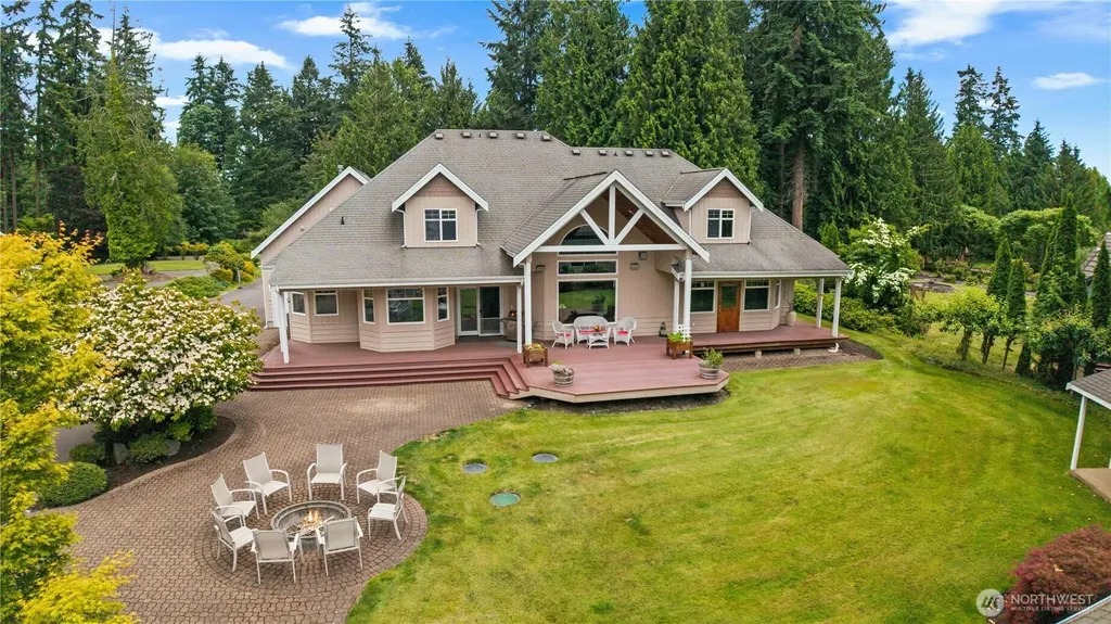 2110 43rd Street SE Puyallup WA 98372