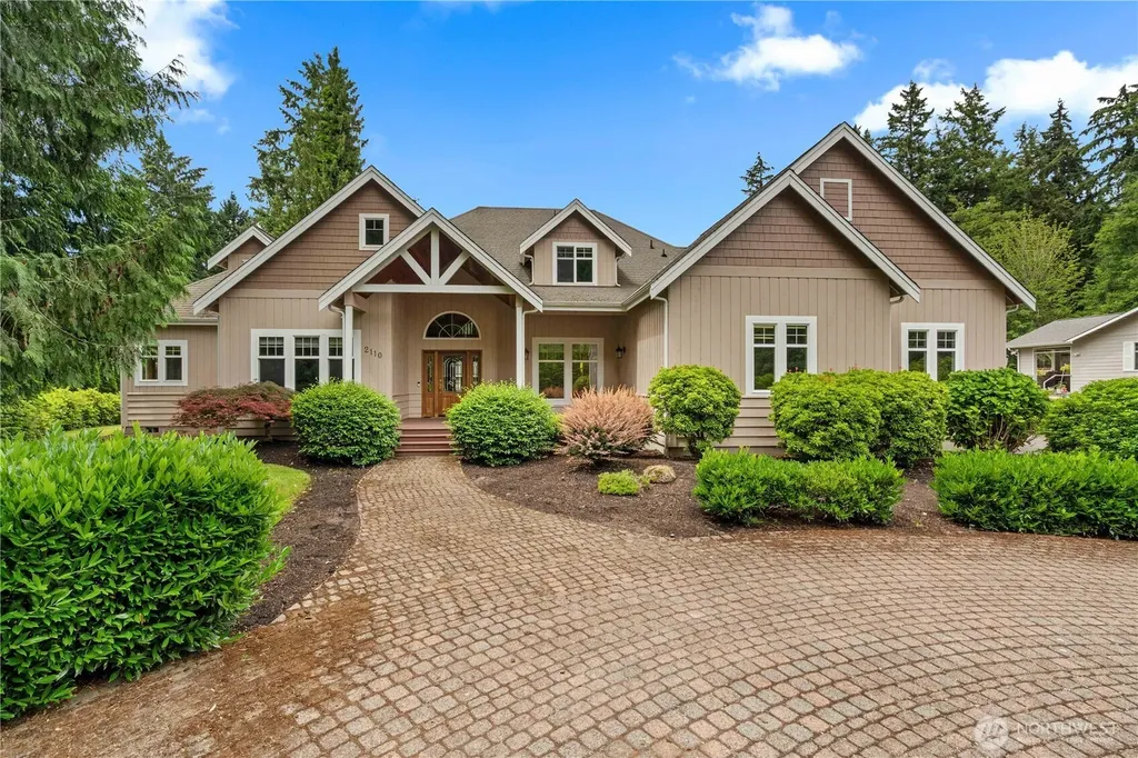 2110 43rd Street SE Puyallup WA 98372