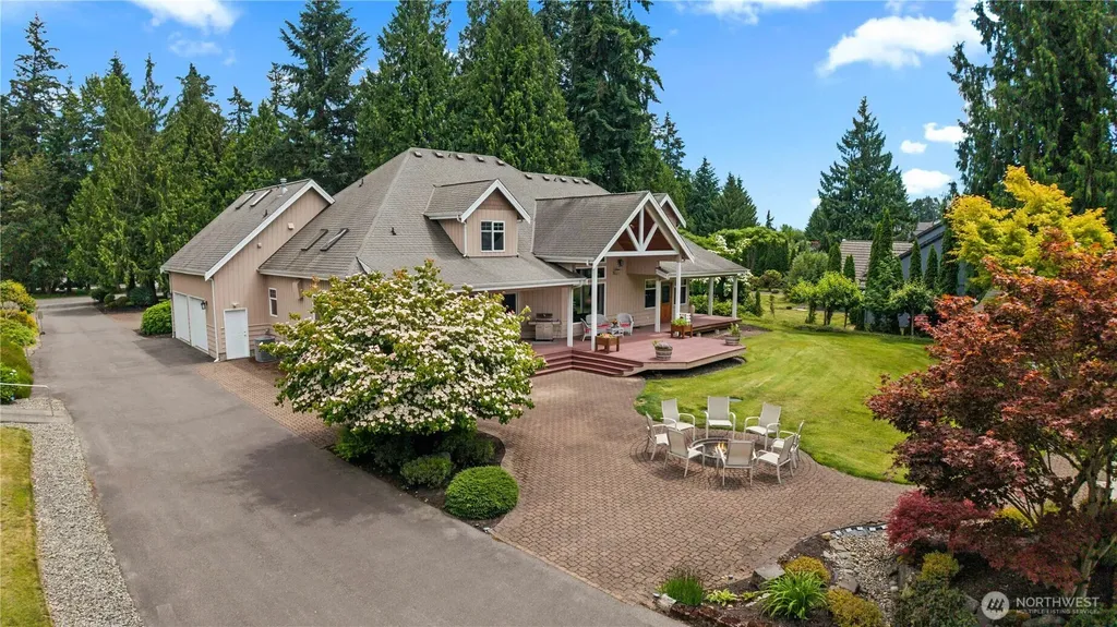 2110 43rd Street SE Puyallup WA 98372