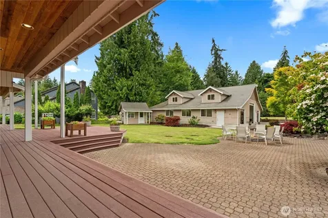 2110 43rd Street SE Puyallup WA 98372