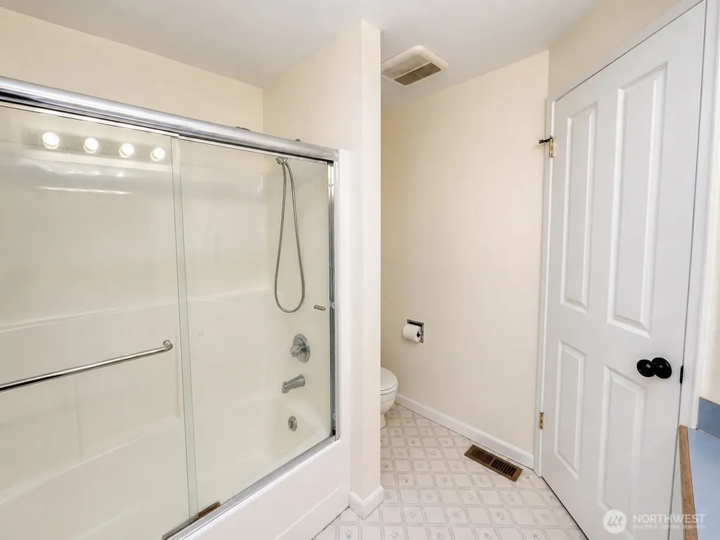 9829 59th Street Ct W University Place WA 98467