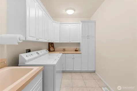 7002 Fairway Lane SE Olympia WA 98501