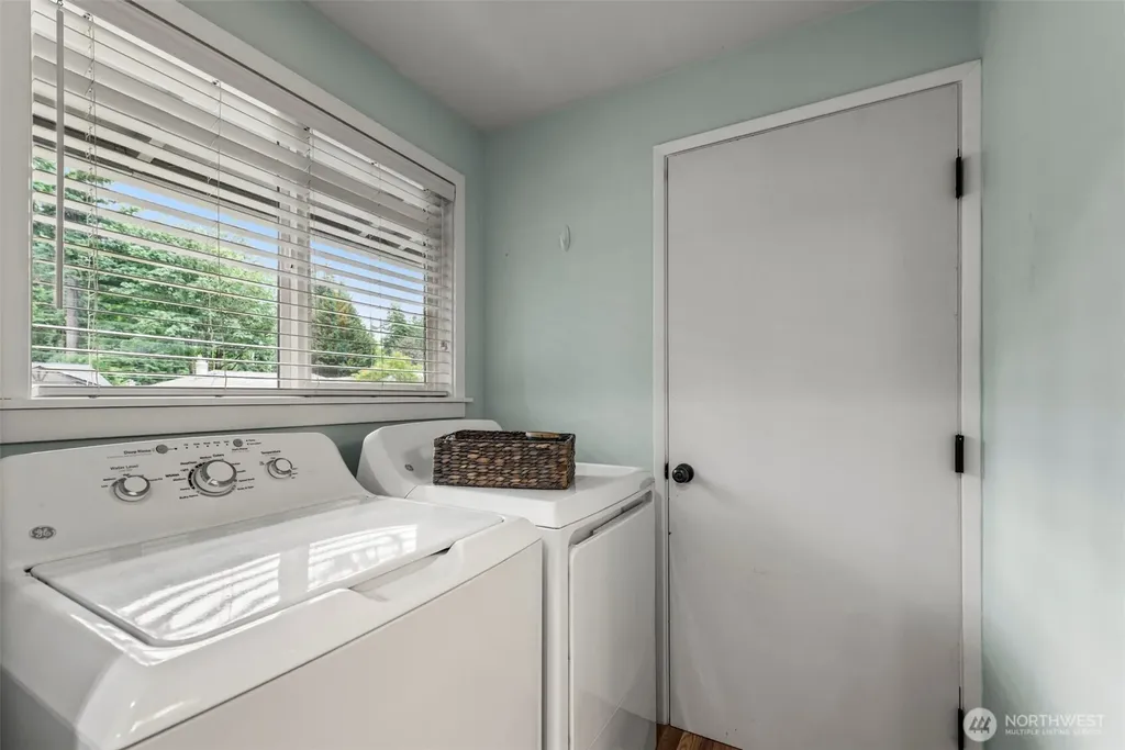 14417 119th Place NE Kirkland WA 98034