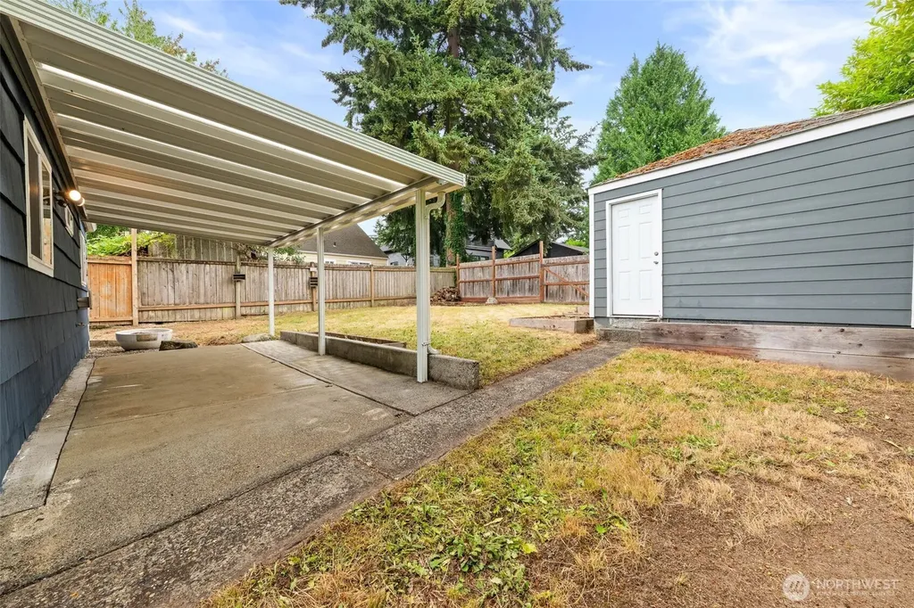 1510 N Tyler Street Tacoma WA 98406