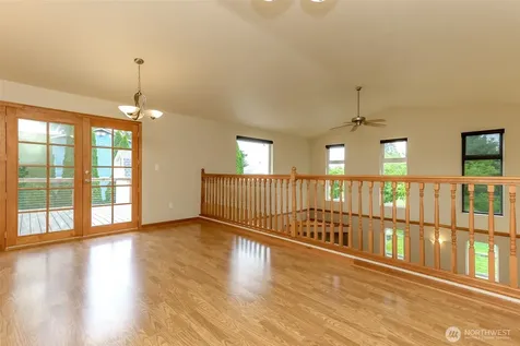 4992 31st Street NE Tacoma WA 98422