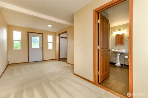 4992 31st Street NE Tacoma WA 98422