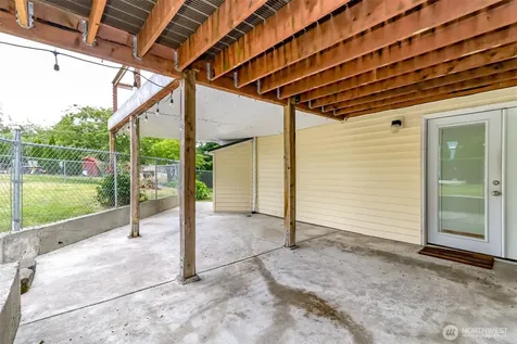 4992 31st Street NE Tacoma WA 98422