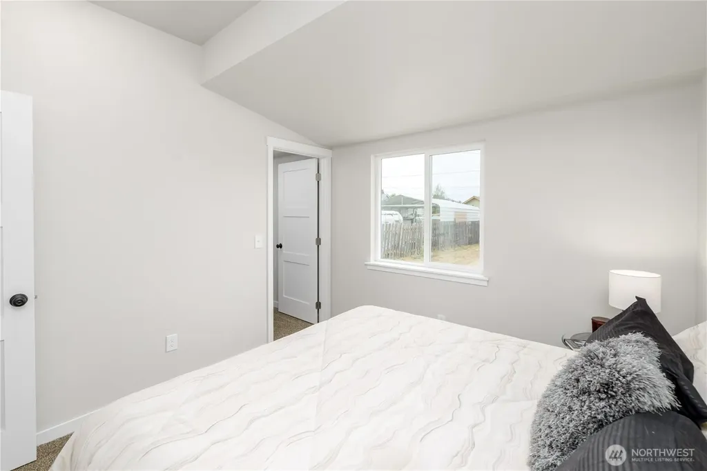 519 W 7th Street Port Angeles WA 98362
