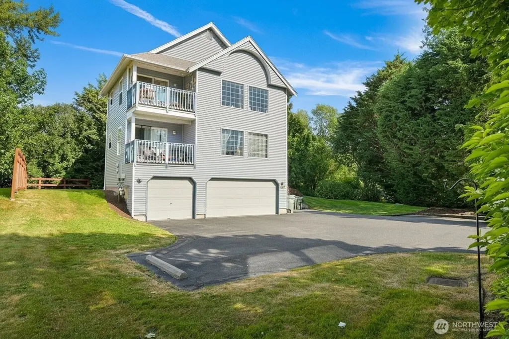 1613 21st Street Bellingham WA 98225