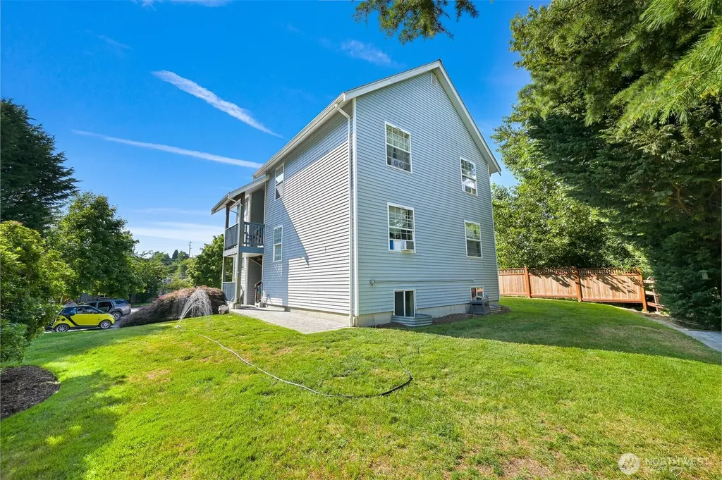 1613 21st Street Bellingham WA 98225