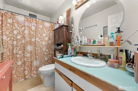 1613 21st Street Bellingham WA 98225
