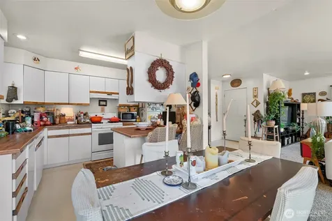 1613 21st Street Bellingham WA 98225