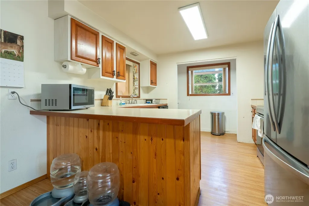 456 E Street Blaine WA 98230